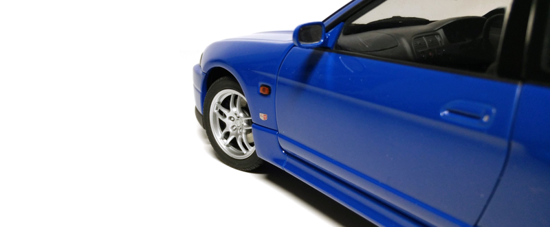 Illustration for article titled The Nissan Skyline GT-R (R33) V-Spec LM Limited in 1/18, by AUTOart